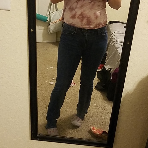 Demi Curve Levi's Straight Jeans - Picture 1 of 8